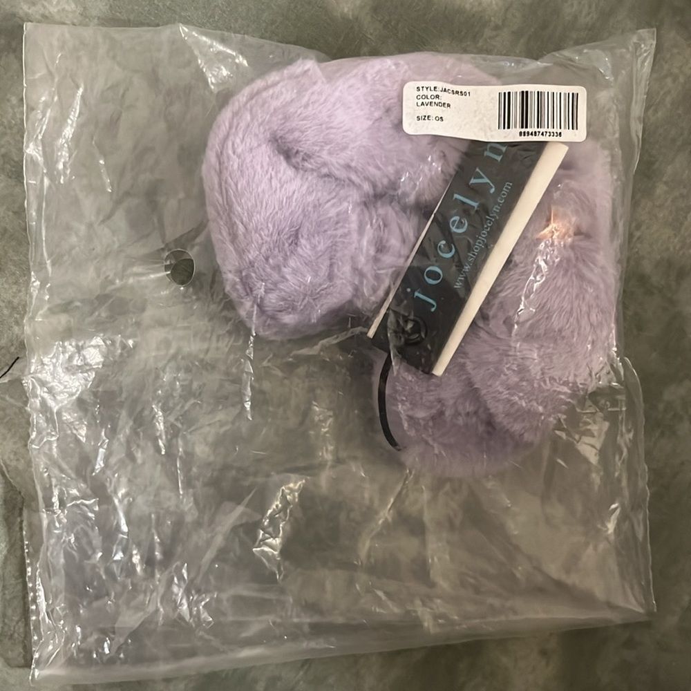 Jocelyn Neiman Marcus Lavender NEW 100% Fur dyed sheared rabbit.